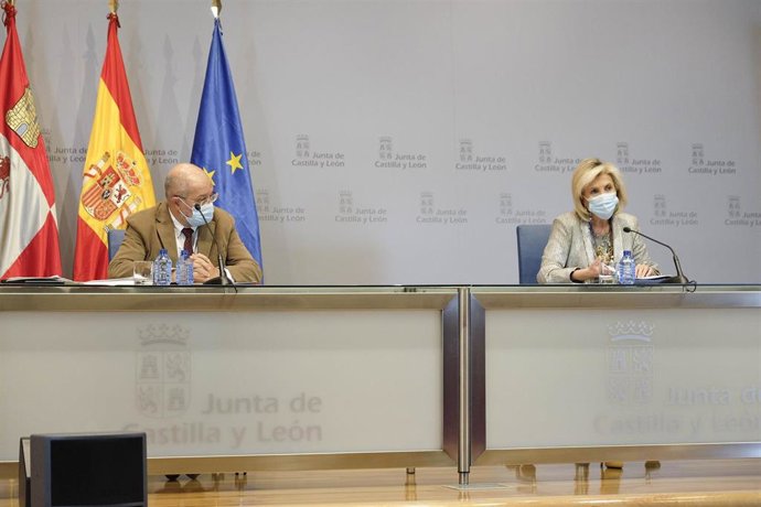 El vicepresidente y portavoz de la Junta, Francisco Igea, junto a la consejera de Sanidad, Verónica Casado, en la rueda de prensa posterior al Consejo de Gobierno.