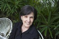 Yolanda Pantin, satisfecha por que el Premio Lorca de Poesía de Granada reconozca su "vocación por excavar dentro"