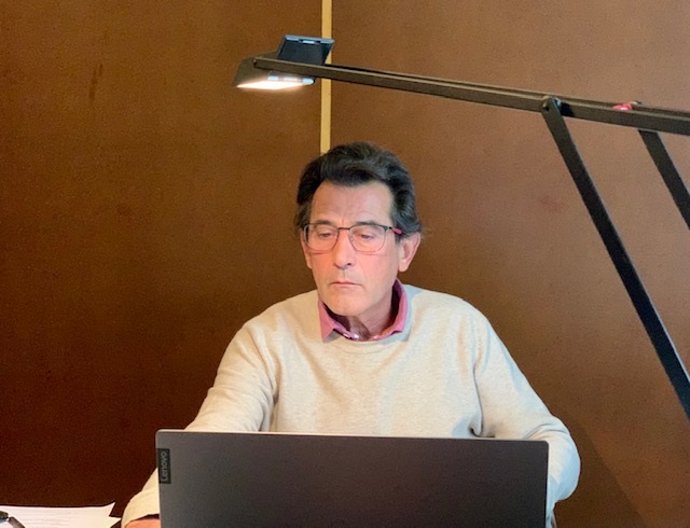 Nuevo decano del COAR, Ángel Carrero