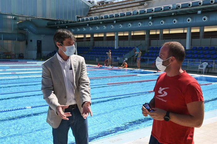 David Guevara en la piscina de Hytasa en una imagen de archivo