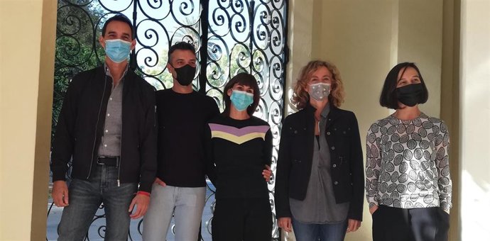 [Sevilla] Agenda Cultural Fin De Semana. Nota De Prensa Y Fotografía Presentación El Mueble