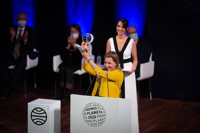 Eva García Sáenz d'Uruti, Premi Planeta de Novella 2020.