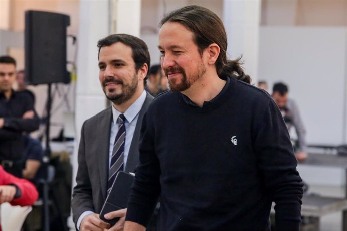 El ministro de Consumo, Alberto Garzón, y el vicepresidente segundo del Gobierno de España y ministro de Derechos Sociales y Agenda 2030, Pablo Iglesias.