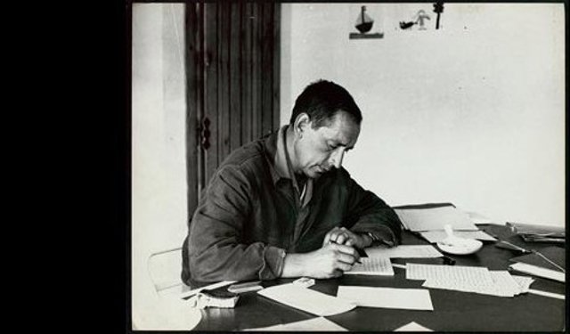 La SGAE recuerda a su socio Miguel Delibes al cumplirse este sábado cien años de su nacimiento.