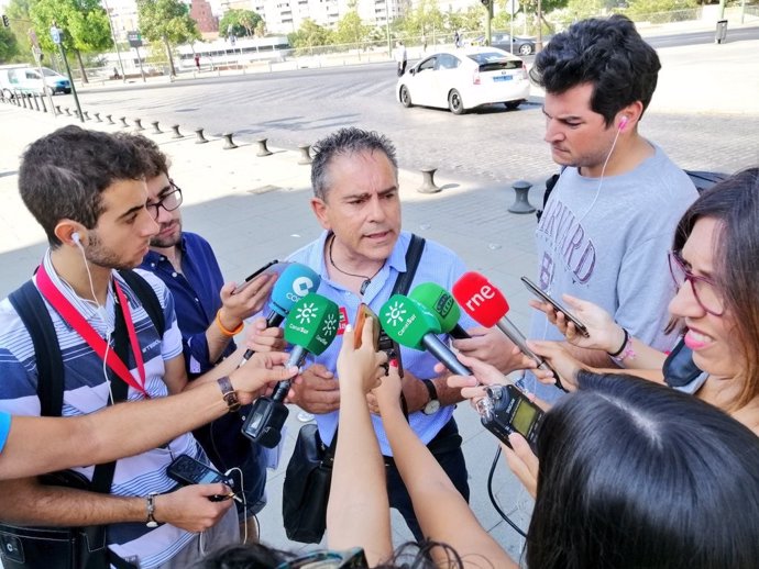 El secretario general de la Federación de Enseñanza de CCOO de Andalucía, Diego Molina, en una imagen de archivo.