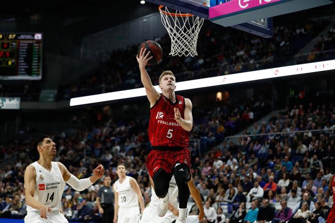Luka Rupnik jugando con el Fuenlabrada