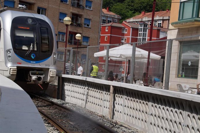 Barrera acstica para líneas férreas de baja velocidad diseñada por ETS