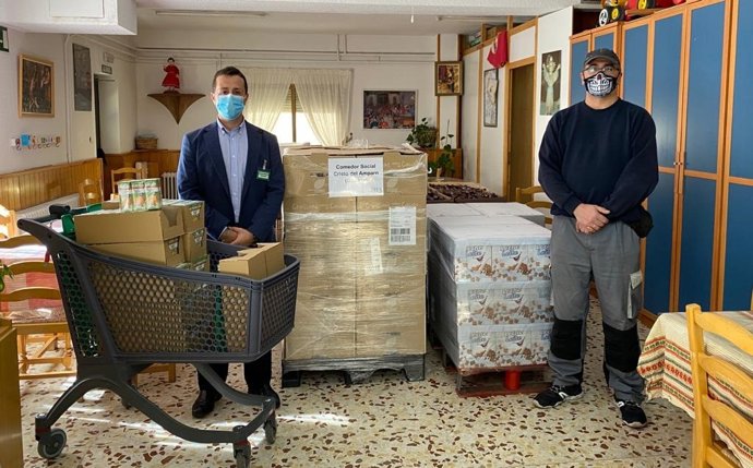 El comedor social del Cristo del Amparo de Cuenca recibe de Mercadona 1,5 tonela