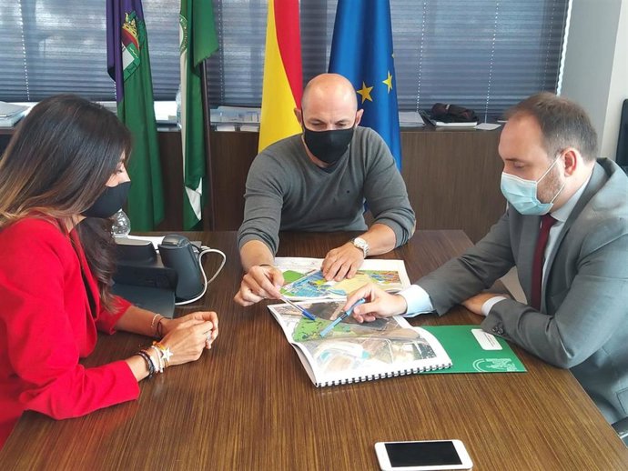 Reunión de la Consejería de Justicia con el Ayuntamiento de Málaga para avanzar en el depósito judicial