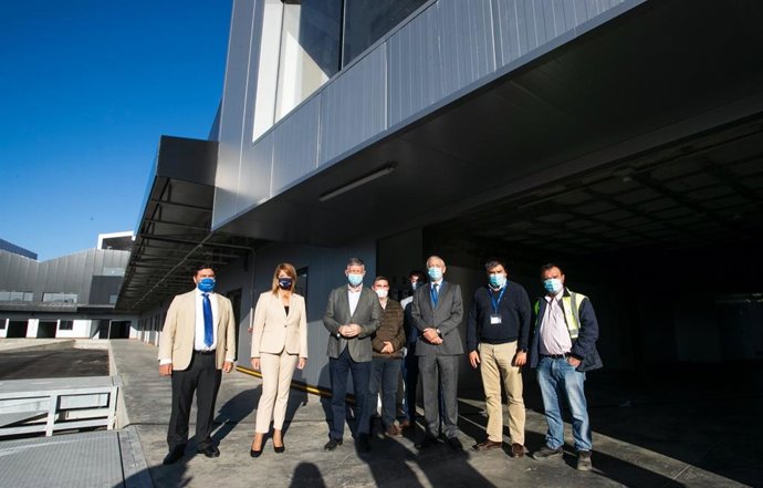 Huelva.- Puertos.- Miranda muestra al alcalde de Palos de la Frontera las instal