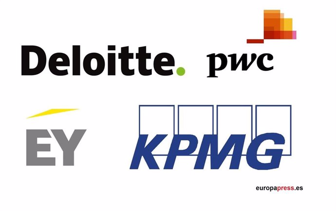 Logos Deloitte, PwC, EY, KPMG