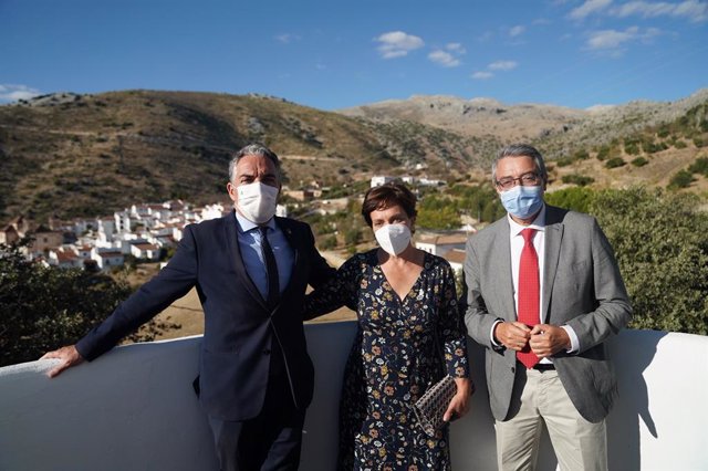 Consejero Presidencia, Alcaldesa Alpandeire Y Presidente Diputación