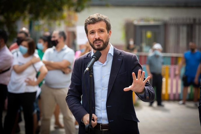 El presidente del PP, Pablo Casado, realiza una intervención en el barrio de la Salud de Badalona (Barcelona) . En Barcelona a 17 de septiembre de 2020.
