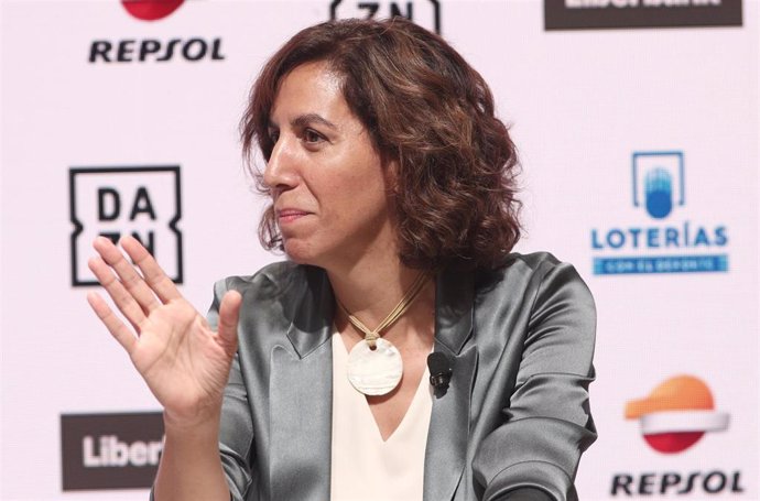 Irene Lozano interviene para hablar de los retos que afronta el deporte español tras el confinamiento por la COVID-19 en la inauguración de la decimotercera temporada de los Desayunos Deportivos de Europa Press