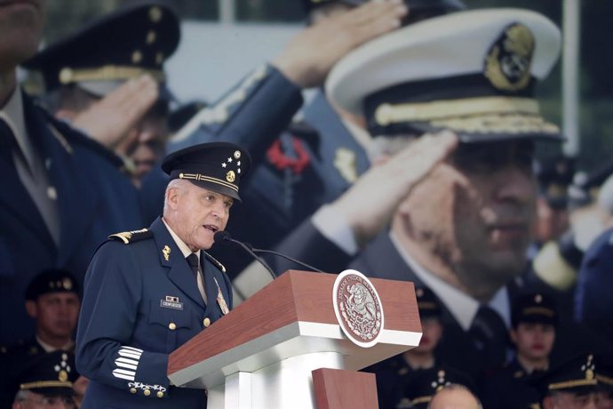 AMP3.- México.- El exministro de Defensa de México Salvador Cienfuegos detenido 