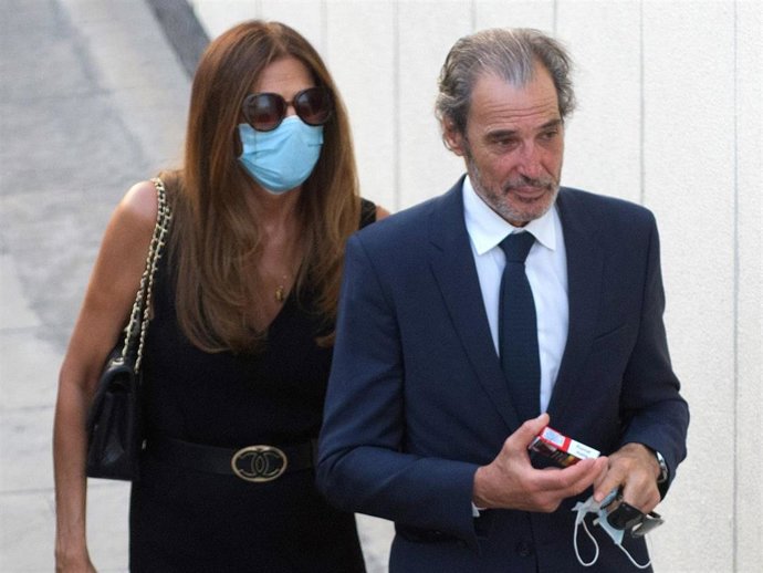 JAVIER GARCÍA OBREGÓN Y MARÍA TEVENET