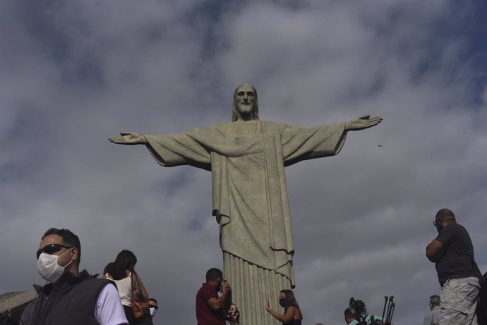 Coronavirus.- Brasil suma 461 fallecimientos y 24.062 nuevos casos de coronaviru