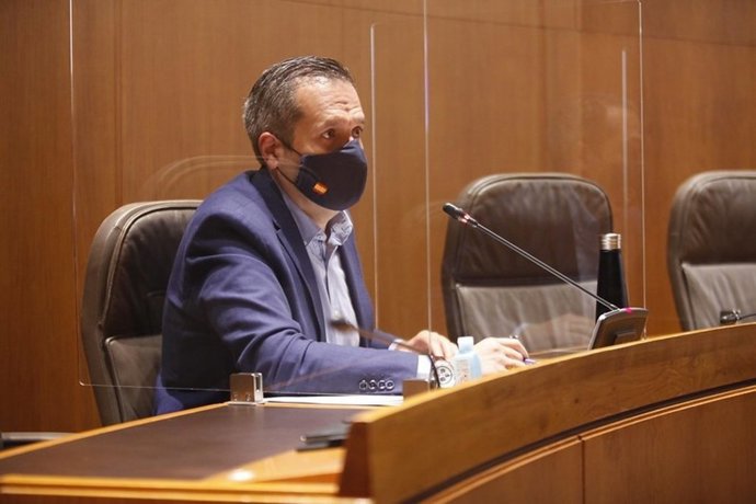 Cs pide a la DGA reafirmar su compromiso para finalizar las obras de recrecimiento del embalse de Yesa.