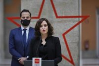 Ayuso aboga por políticas "dialogadas con el Gobierno" e insiste en "no rematar la economía": "Nos estamos hundiendo"