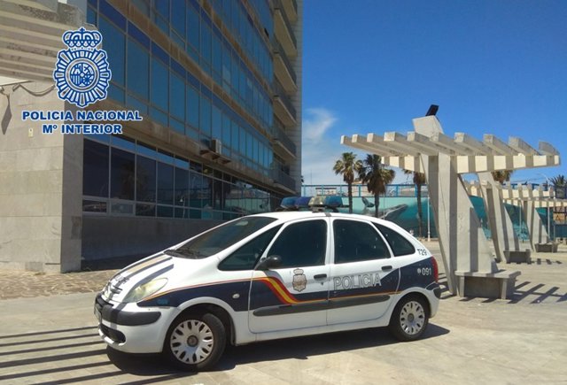 Coche de Policía Nacional en Melilla (Foto de archivo).