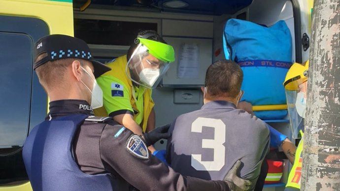Policía devuelve al hospital de Albacete a un paciente con COVID-19 que se había marchado del centro sanitario