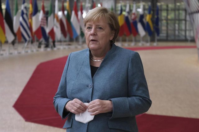 Angela Merkel habla ante la prensa en Bruselas