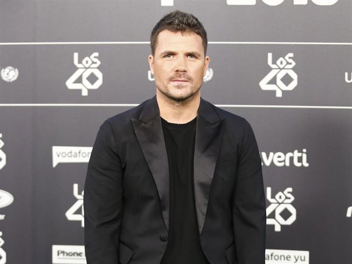 Dani Martín acaba de publicar su nuevo y esperado álbum, "Lo que me da la gana"