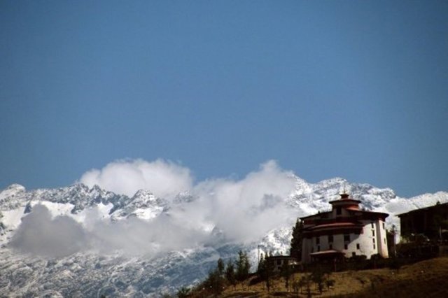 El Ta Dzong con vistas al valle de Paro, en el oeste de Bhután.