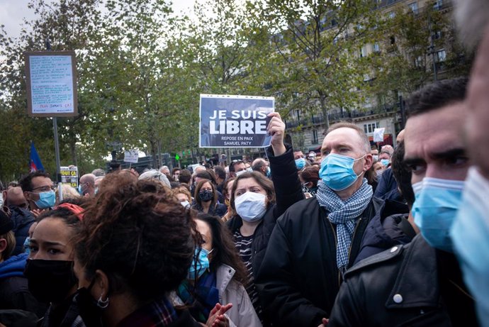 Manifestació contra el terrorisme a París