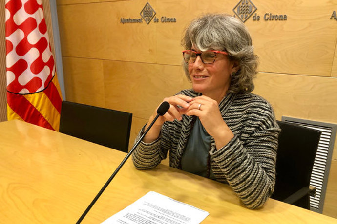 La regidora de Guanyem, Cristina Andreu, durant la roda de premsa d'aquest 19 d'octubre del 2020. (Horitzontal)