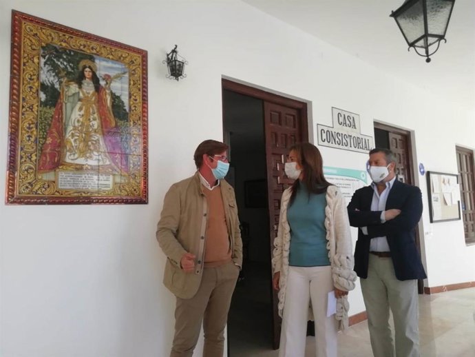 María Ángeles Muriel visita Villalba del Alcor.  