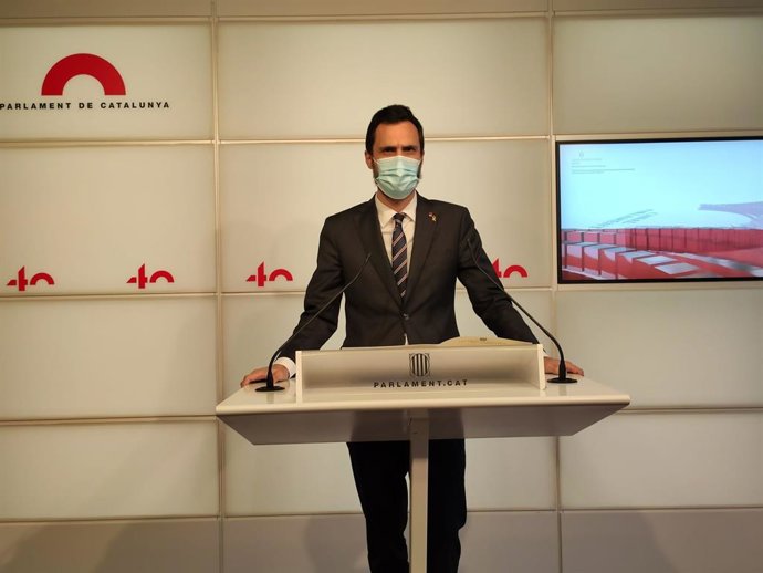 El president del Parlament, Roger Torrent, en roda de prensa.