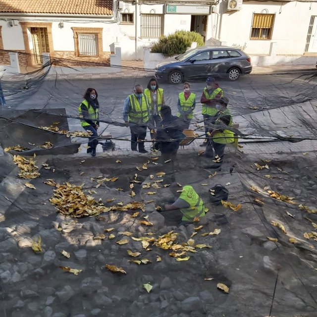 Visita a los trabajos arqueológicos sobre los silos romanos de Espeluy