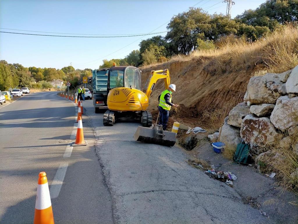 La Diputación de Málaga comienza la reparación de taludes en una de las carreteras de acceso a Arriate 3 La Diputación de Málaga comienza la reparación de taludes en una de las carreteras de acceso a Arriate 3