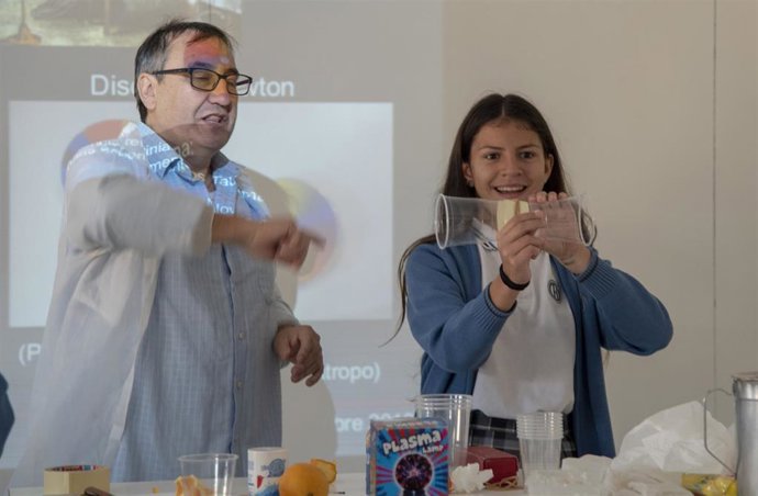 Taller del Instituto de Estructura de la Materia (IEM-CSIC) en la Semana de la Ciencia 2019