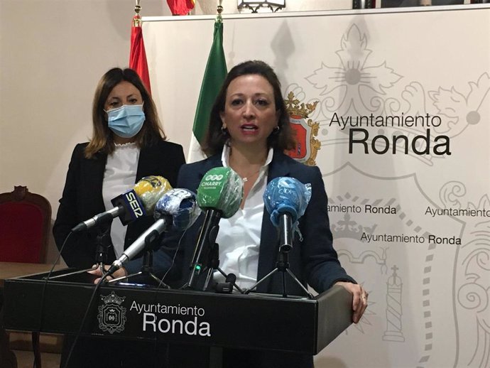 Patricia Navarro, delegada del Gobeirno andaluz en Málaga, en rueda de prensa en Ronda
