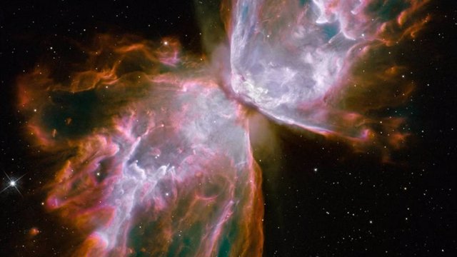 La nebulosa mariposa, un ejemplo de una región de formación de estrellas en la nebulosa Tarántula.