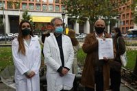 Amyts exige la "retirada inmediata" del Real decreto-ley que permite la contratación de médicos sin especialidad