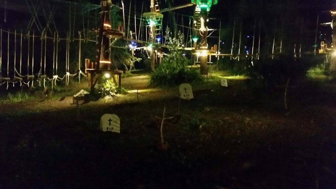 Uno de los escenarios naturales del 'Sendero del Terror' para Halloween en la Sierrezuela de Posadas.
