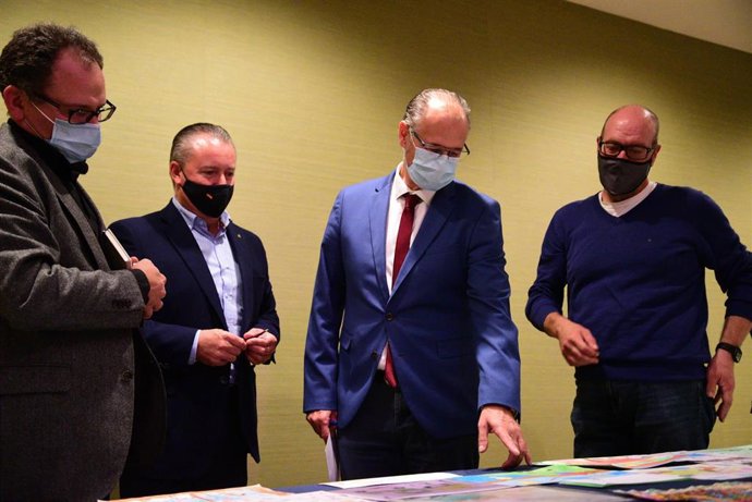 Miembros del jurado de los premios de Fotografía y Dibujo de Asaja Castilla y León.