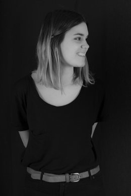 La poeta Elvira Sastre