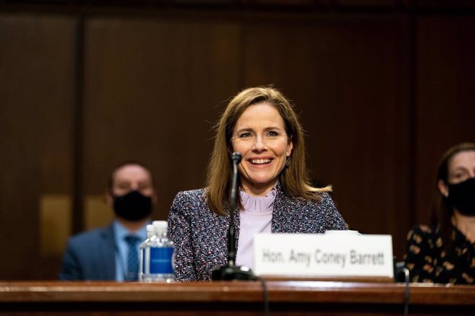 Amy Coney Barrett comparece ante la Comisión de Justicia del Senado
