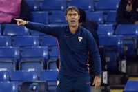 Lopetegui: "Hemos visto a un buen Sevilla con personalidad y ambición"