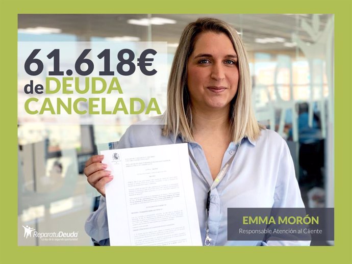 Emma Morón, responsable atención al cliente de Repara tu deuda