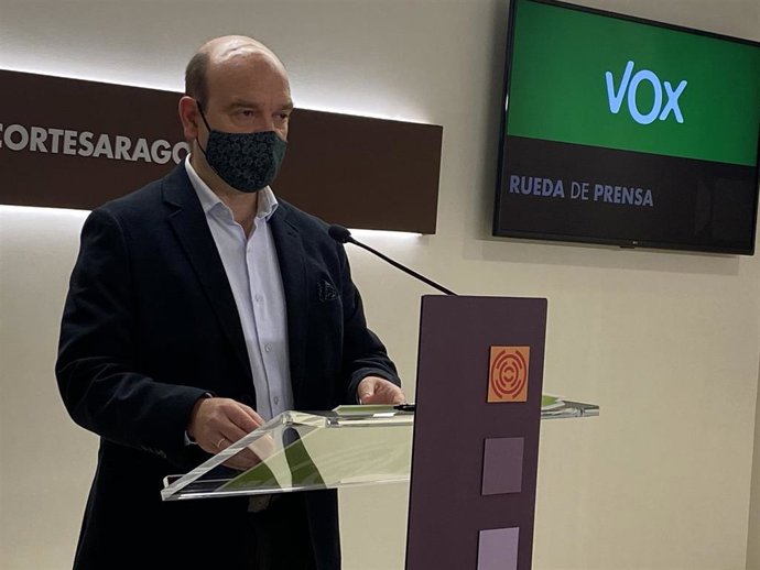 El portavoz parlamentario de Vox en las Cortes de Aragón, Santiago Morón.