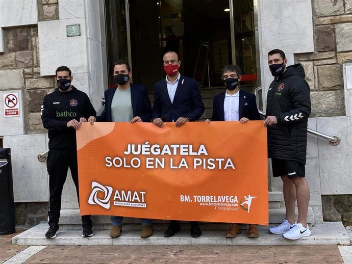 Campaña del BM Torrelavega y AMAT contra la adicción al juego