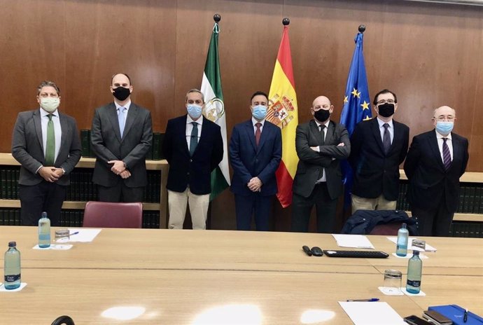 Reunión de directivos Claner con el nuevo comisionado para el Cambio Climático y Modelo Energético de la Junta de Andalucía, Juan Manuel Muñoz.