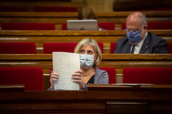 La consellera de Salut de la Generalitat, Alba Vergés, en un ple al Parlament. Barcelona, Catalunya, (Espanya), 6 d'octubre del 2020. 