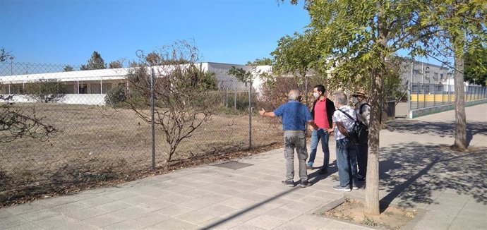 Daniel González Rojas ha visitado el solar, junto al CEIP Marie Curie en Los Bermejales