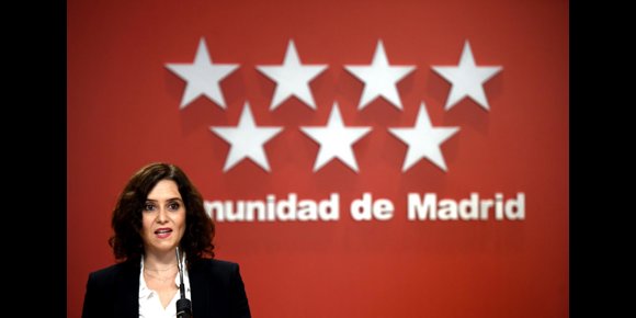 2. Ayuso avanza que el viernes aprobará nuevas restricciones para Madrid y pone el foco en las fiestas nocturnas